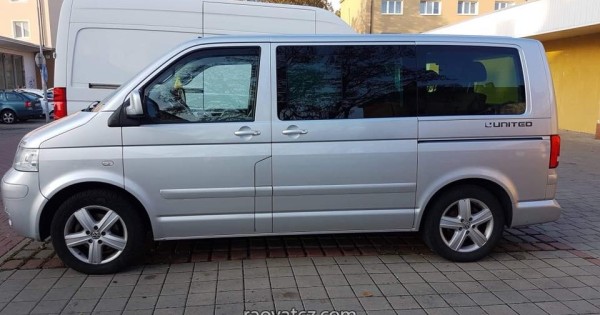 Cần bán xe VW Multival, sản xuất 2010, model 2,5 tdi