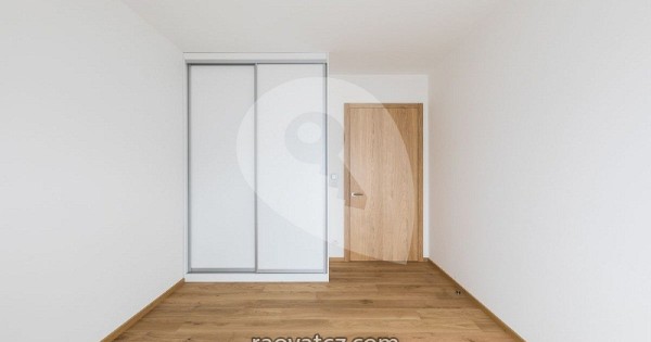 Bán căn hộ sang trọng 4kk Praha 6 – Břevnov