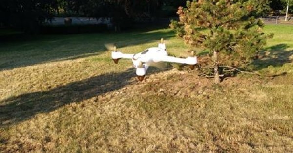 Cần thanh lý em flycam Hubsan H501s