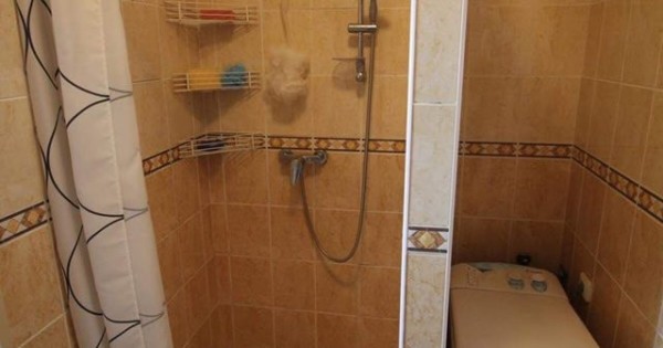 Cho thuê byt 1+1 trong nhà barak phố Jesenická gần chợ Sapa