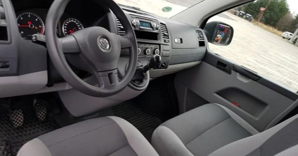 Bán xe vw t5 transporte 2.0tdi kw sx 12/2014 225ngkm