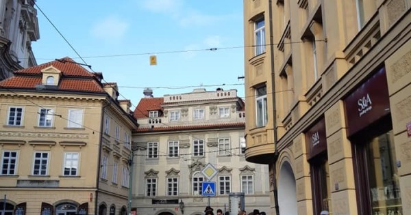 Cửa hàng trung tâm Praha rất đẹp 80 m2