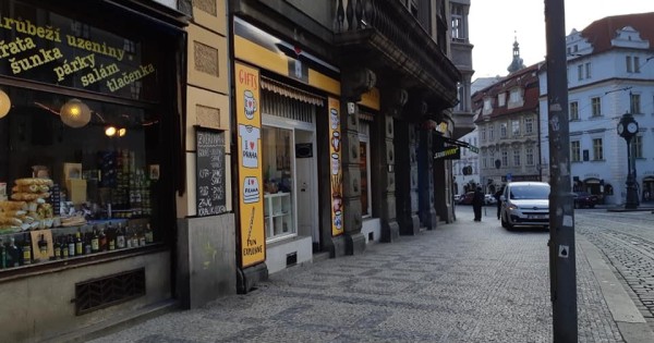 Cửa hàng trung tâm Praha rất đẹp 80 m2