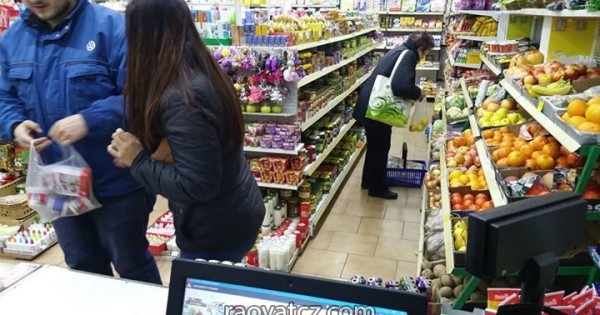 NHƯỢNG CỦA HÀNG POTRAVINY - Břeclav - Týnec