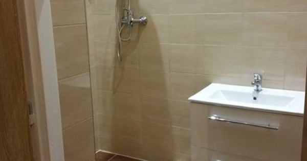 Bán Byt 5+1 gần quảng trường con gà Praha 1 và 2+kk gần IPavlova