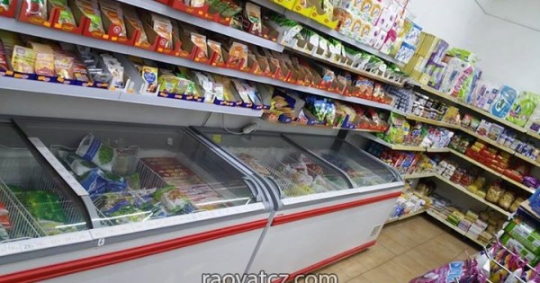 NHƯỢNG CỦA HÀNG POTRAVINY - Břeclav - Týnec