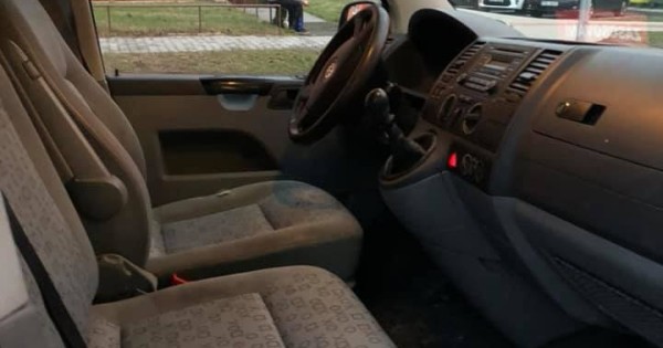 Bán xe wv t5 2.5tdi nsx 2010 ,220 nghìn km