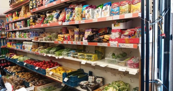 Nhượng lại cửa hàng Potraviny nájem 16000kc/1th,DT 85m2 praha 10