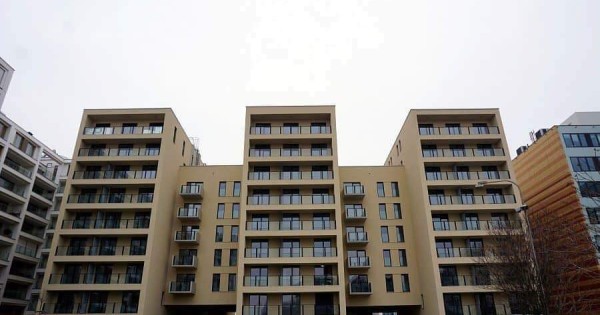 Nhượng lại HĐ thuê Byt 3+kk cách Metro Křižikova Praha 8 đi bộ 3 phút