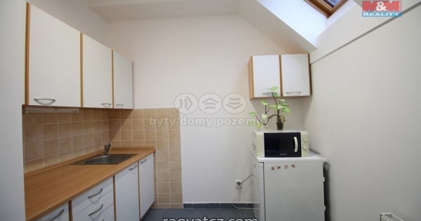 Bán cửa hàng kinh doanh, 97 m2, OV, Praha 6 – Břevnov