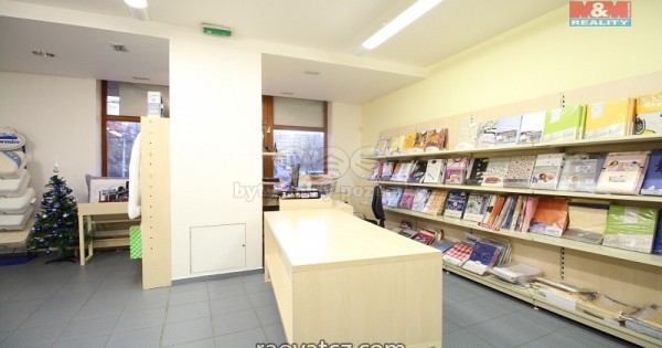 Bán cửa hàng kinh doanh, 97 m2, OV, Praha 6 – Břevnov