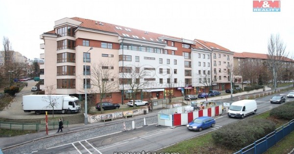 Bán cửa hàng kinh doanh, 97 m2, OV, Praha 6 – Břevnov