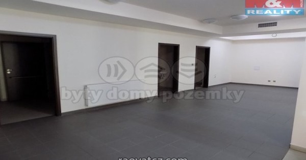 Bán cửa hàng ở trung tâm Beroun