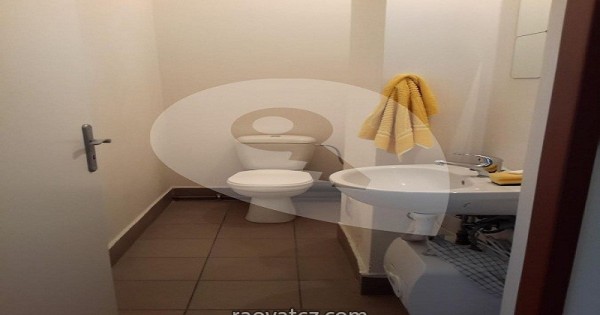 Bán diện tích kinh doanh Praha 14 Kyje