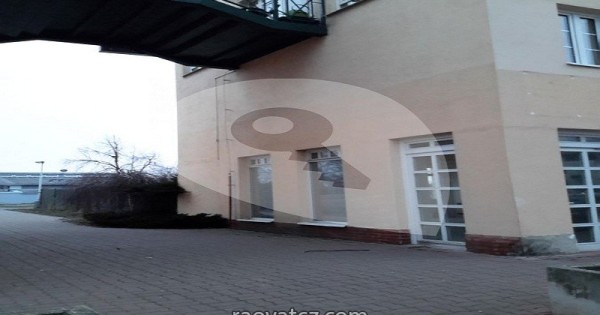 Bán diện tích kinh doanh Praha 14 Kyje