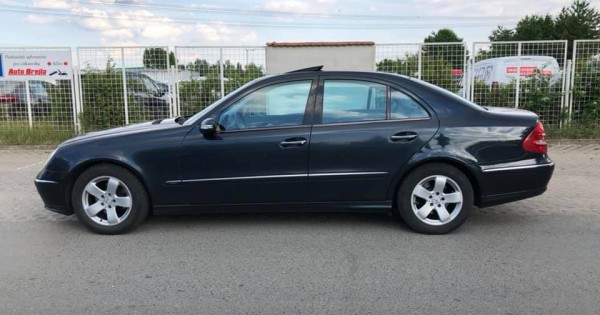 bán xe mercedes E270, Sx 11/2002, 2.7, 130kw