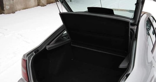 Octavia 1.6 55 kw .chạy 125 000 km.giá 35000 kc