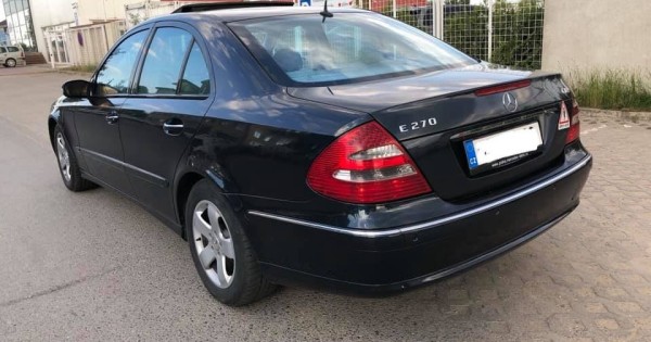 bán xe mercedes E270, Sx 11/2002, 2.7, 130kw