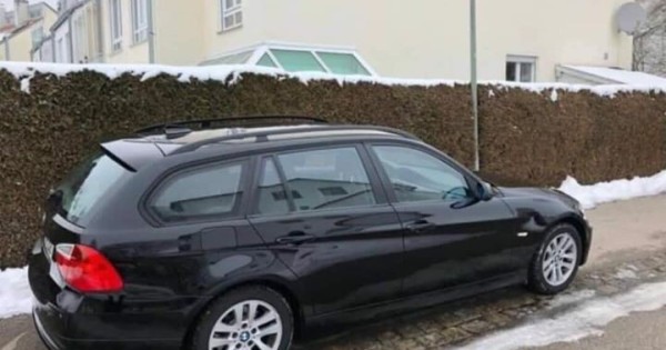 Cần bán BMW 318d, 2007, đã chạy 155000km.