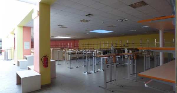 Cho thuê cửa hàng tại phố Husova, Přerov