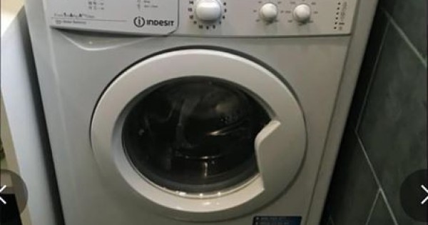 Cần cho thuê BYT 1+1, 40M2 tại zálomu, gần Pankrac