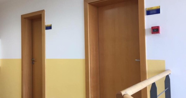 Cho thuê být 2+1 diện tích 60m2 gần metro Kobylisy