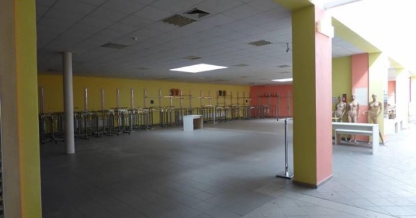 Cho thuê cửa hàng tại phố Husova, Přerov