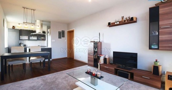 Bán Byt 3+kk,đã sửa rất đẹp DT 67m2, Praha 4 Modřany ra Sapa 6 min, đi kacerov 8