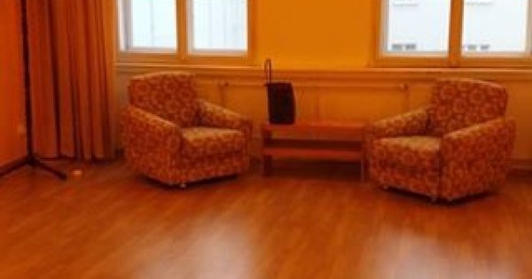 Bán Byt 3+1 DT 89 m2 cách Václavské Náměstí 250 m,chính chủ giá 9,5 mil kč