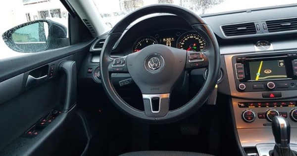 Bán xe vw passat 2.0TDI 103kw sx 2014 210ngkm
