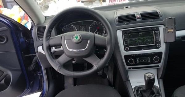 Bán xe skoda octavia 1.9tdi 77kw sx 2009 230ngkm