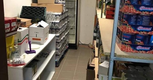 Nhượng lại cửa hàng tổng diện tích 400m, Strakonice