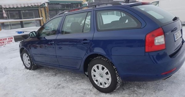 Bán xe skoda octavia 1.9tdi 77kw sx 2009 230ngkm