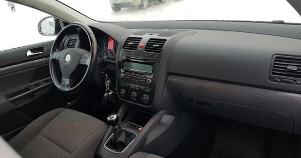 Bán xe vw passat 2.0TDI 103kw sx 2014 210ngkm