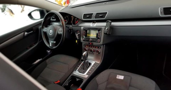 Bán xe vw passat 2.0TDI 103kw sx 2014 210ngkm