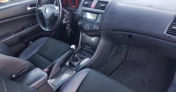 Bán xe honda acco 2.2 tdi 103kw sx 2005 220ngkm