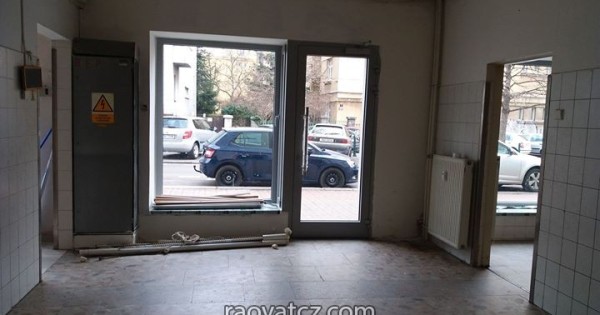 Nhượng lại HĐ cửa hàng Potraviny 107 m2 Praha 4 Pankrac gần Metro Pražskeho Povstání