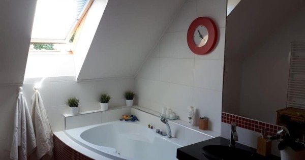 Tây muốn bán cả toà nhà 4 tầng,ở praha 9 vysočanká