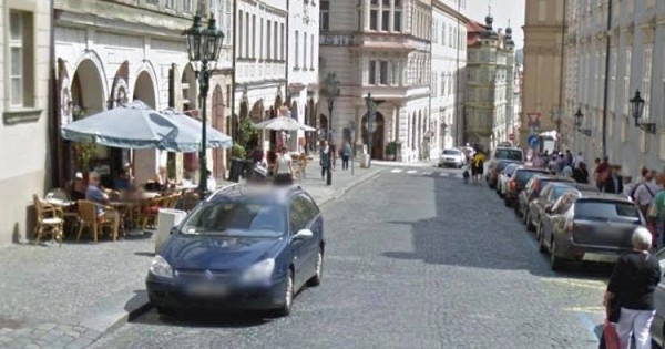 Nhượng lại quán ăn chính chủ trung tâm praha 1