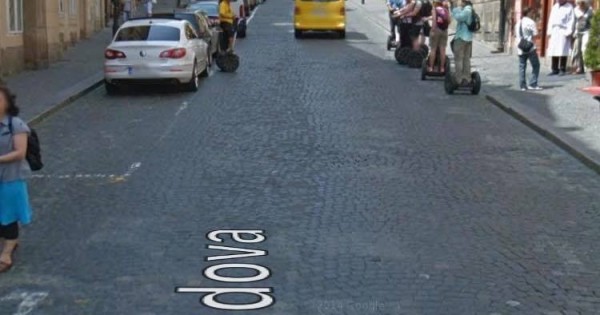 Nhượng lại quán ăn chính chủ trung tâm praha 1