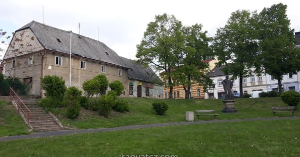 Cần bán 1200 m2 đất tại trung tâm TP Litvinov