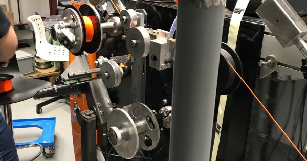 Cần tuyển 2 người làm sản xuất máy in tại Praha 7