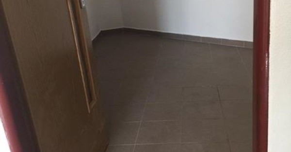 Cho thuê nhà 2 phòng ngủ, bếp, hành lang thoáng tại Praha