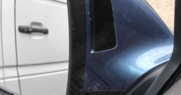 Bán xe T6 caravelle 2015 đã chạy 55000 km highline 150kw