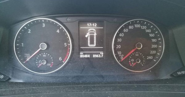 bán xe Transporter Long 2.0 110kw đời 2016, Xe mới chạy được 81 000 km