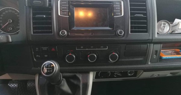 bán xe Transporter Long 2.0 110kw đời 2016, Xe mới chạy được 81 000 km