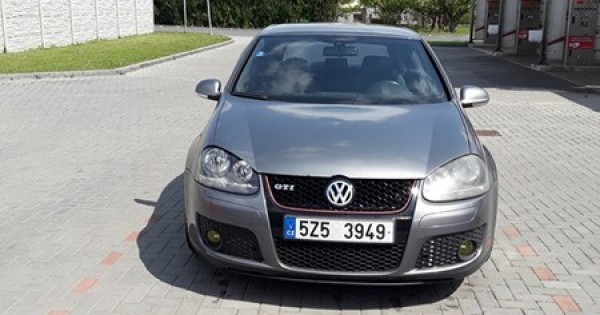 volkswagen Golf GTI, đời 2006, 2.0 máy xăng đã chạy 200xxx km