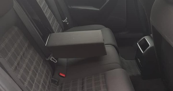 Bán xe audi A4 2.0TDI 105kw sx 2013 180ngkm
