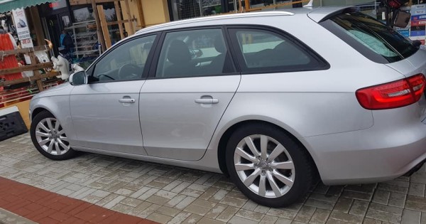 Bán xe audi A4 2.0TDI 105kw sx 2013 180ngkm