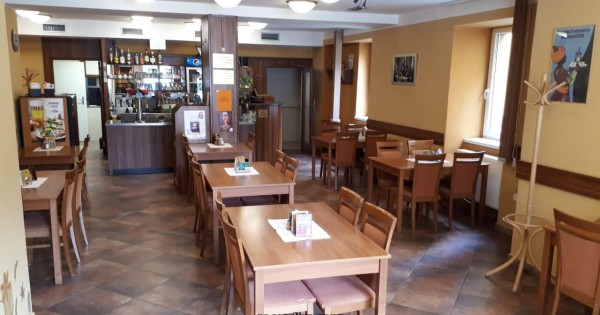 Cần bán mặt bằng kinh doanh nằm tại vùng Pardubický kraj, TP Česká Třebová